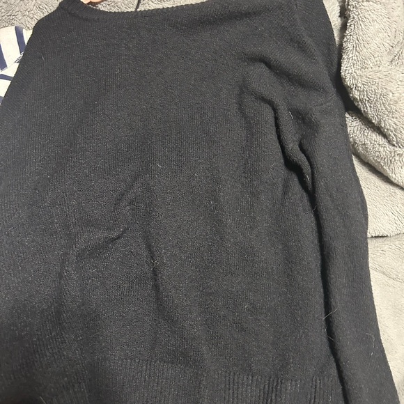 Sweater - Picture 2 of 3